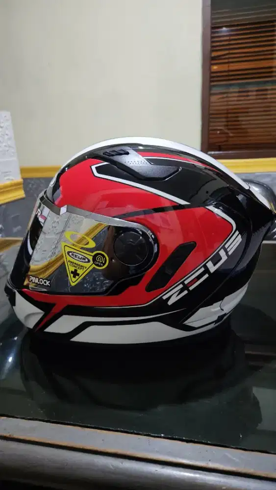 Dijual cepat Zeus ZS 813