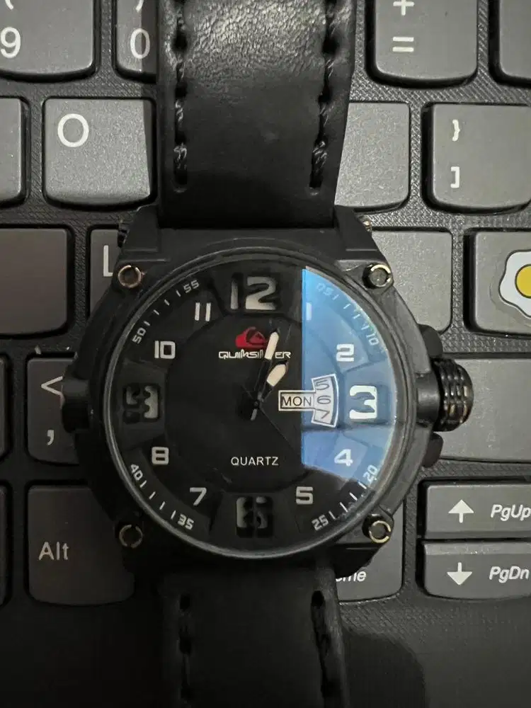 Jam tangan Quiksilver