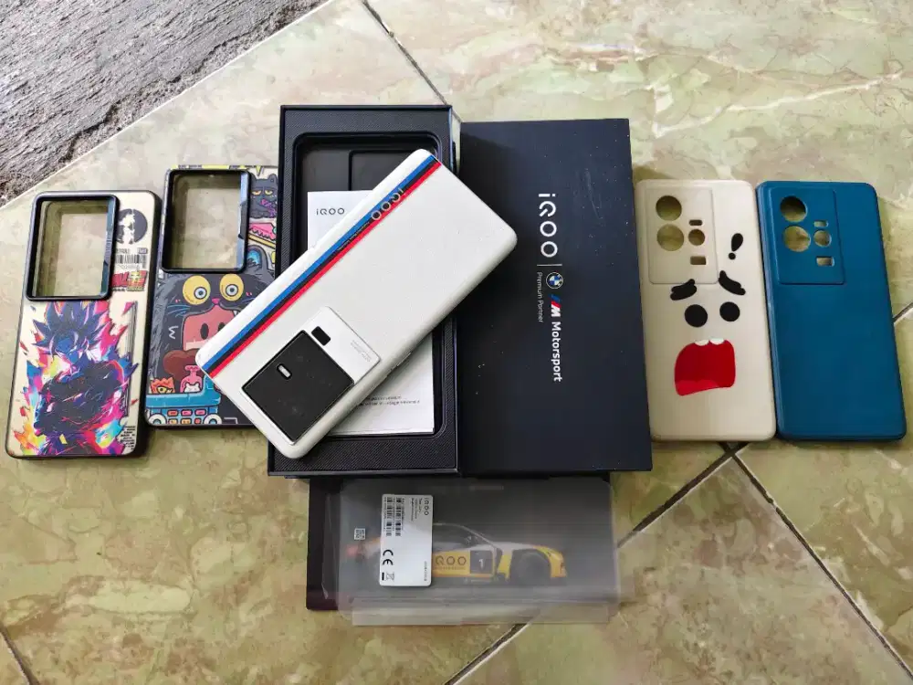 Iqoo 11 Legend 16/256 Lengkap