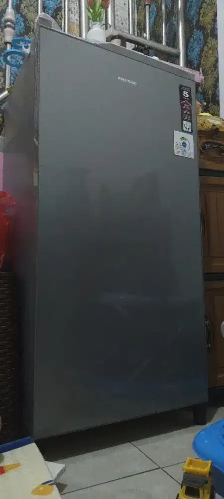 Kulkas Polytron Like New