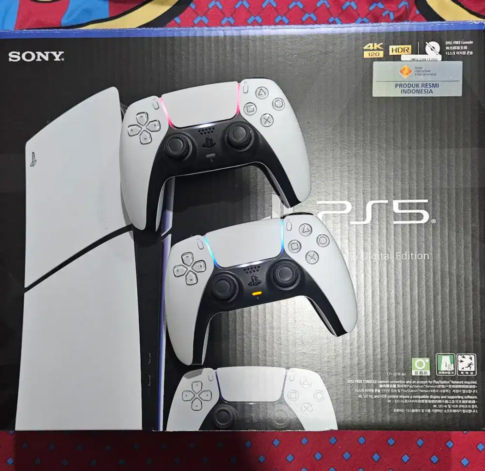 PS5 DIGITAL 1TB include 2 STIK