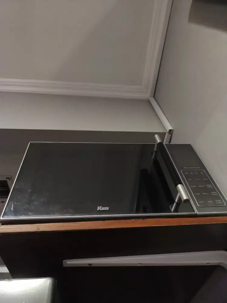 Microwave Merek Kris