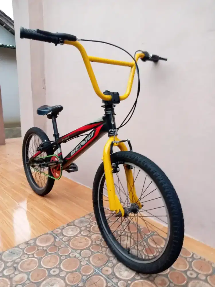 Sepeda BMX GENIO UK 20 NOKEN