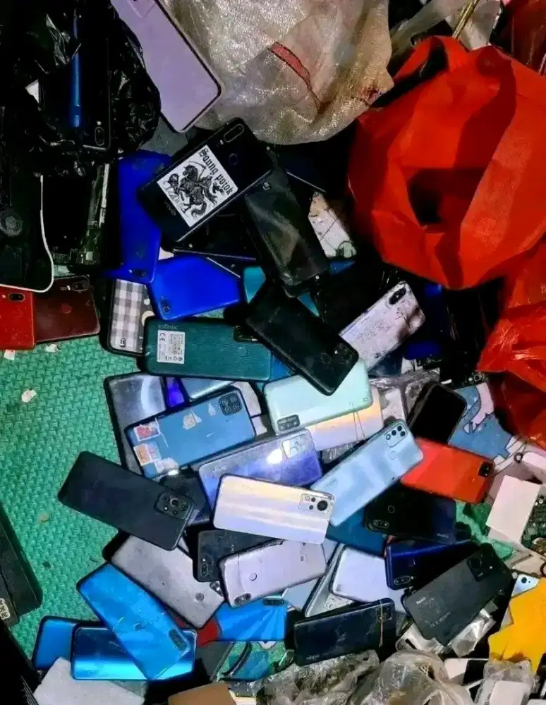 Dicari hp rusak/laptop rusak/ps rusak mesin mati ancur