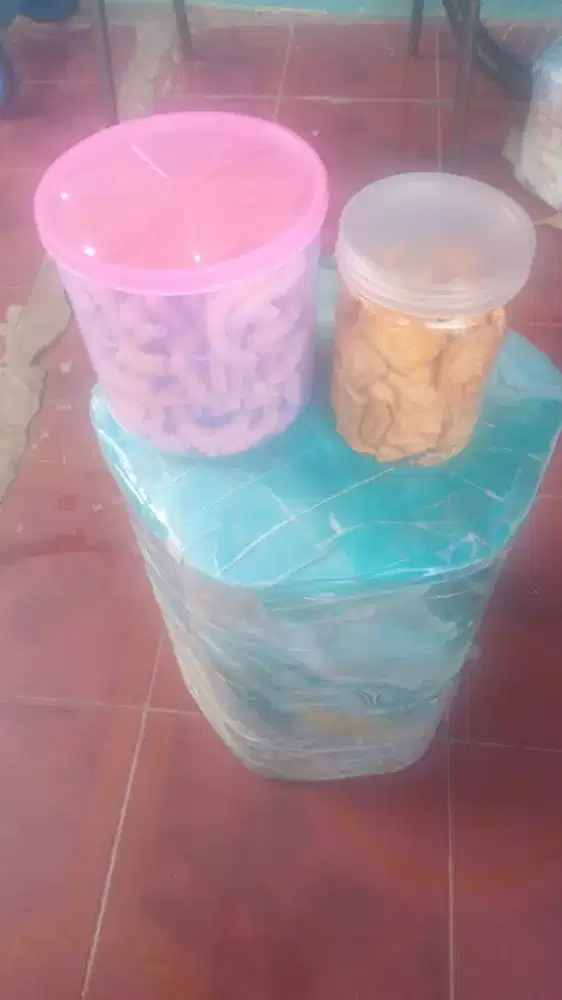 Butuh cleaning service dan waiter