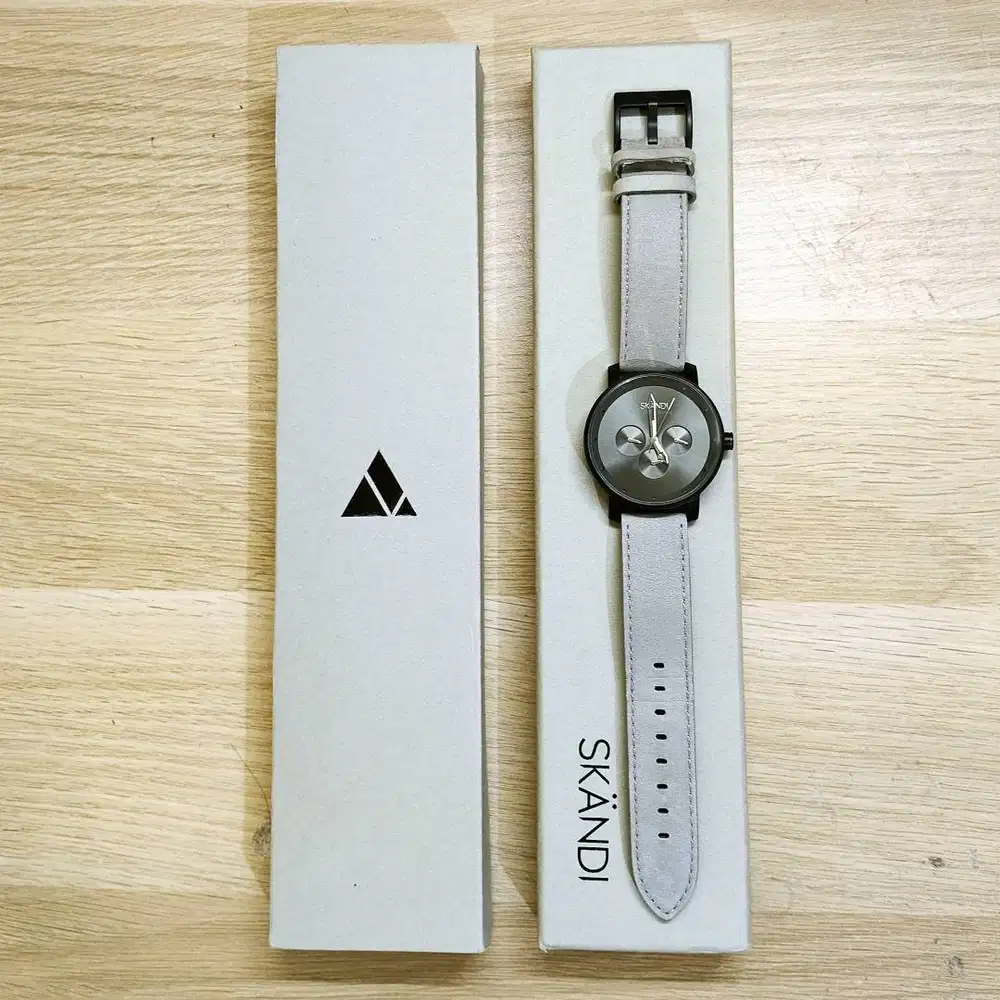 Jam Tangan Minimalis Skandi Fenris North Classic Black Sweeping Quartz