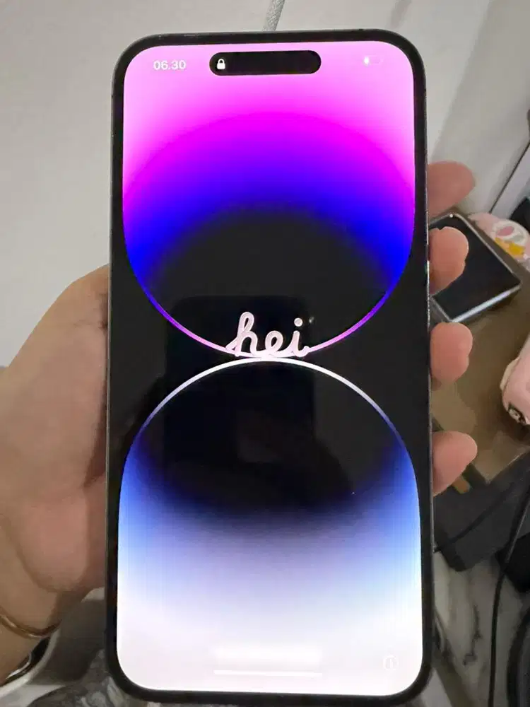 Iphone 14 pro max warna deep purple