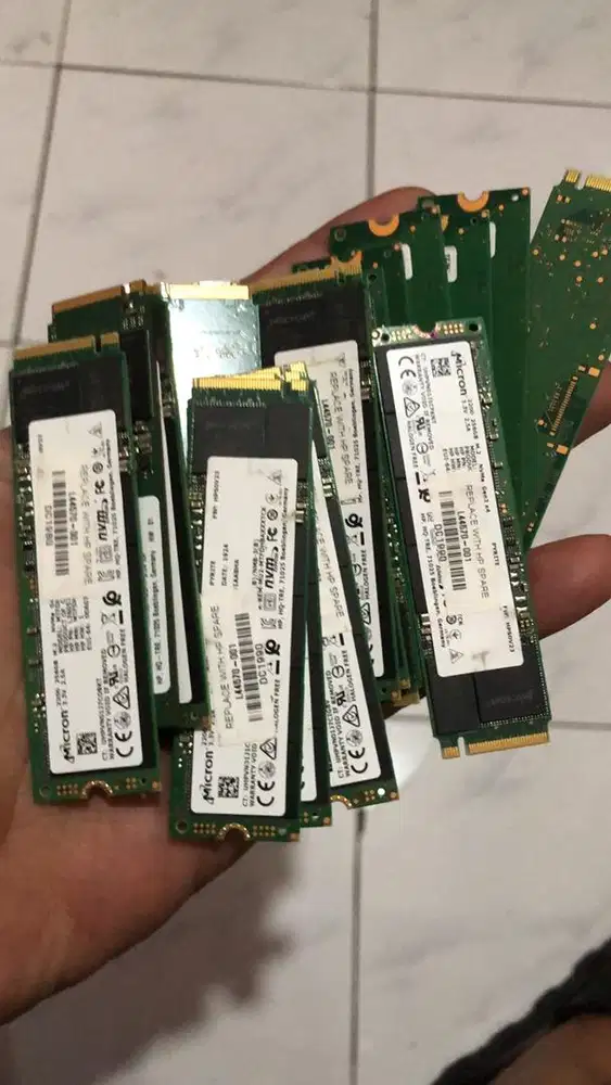 SSD NVME 256GB ORIGINAL STOCK BANYAK