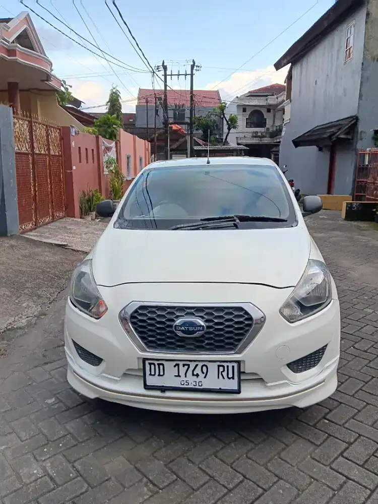 Dijual datsun go panca /3 baris manual