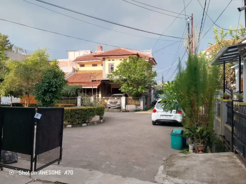 Disewakan rumah 2 lantai . Sangat dekat Kampus Telkom  Podomoro Park