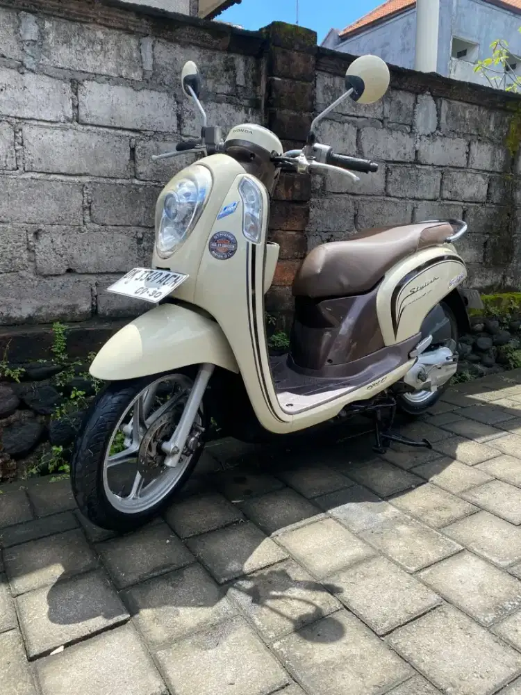 DIJUAL CEPAT Honda scoopy 2015