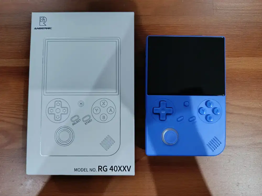 Anbernic RG40XX V, 128gb, Garansi, Like New.