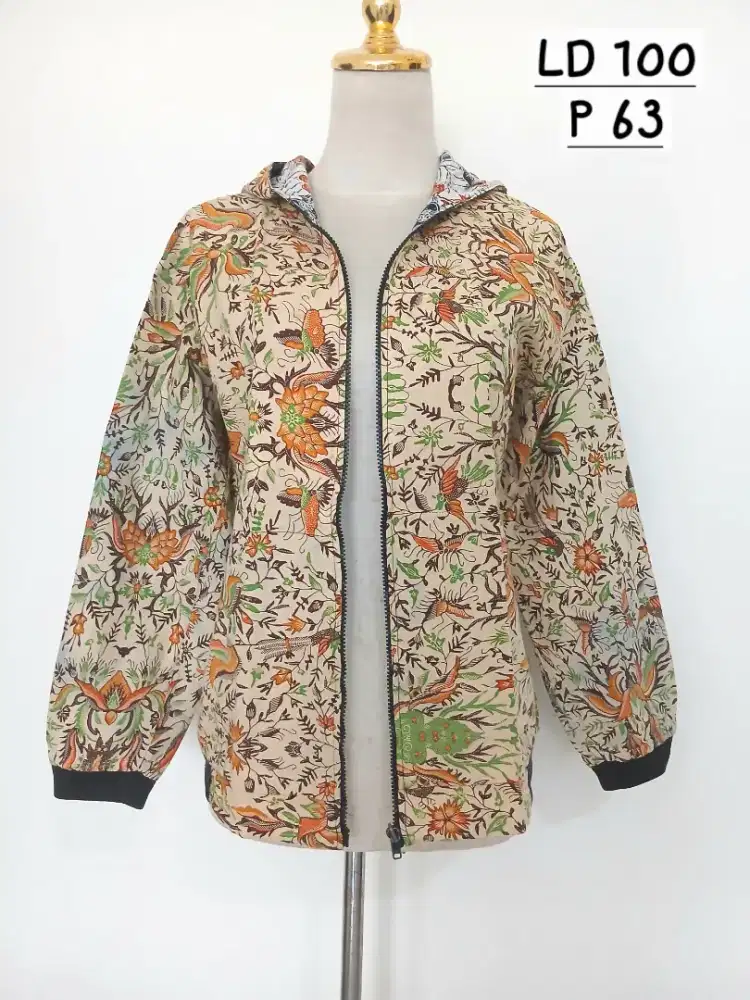Jaket hoodie batik double side bolak balik sz M Teratai Indah,preloved