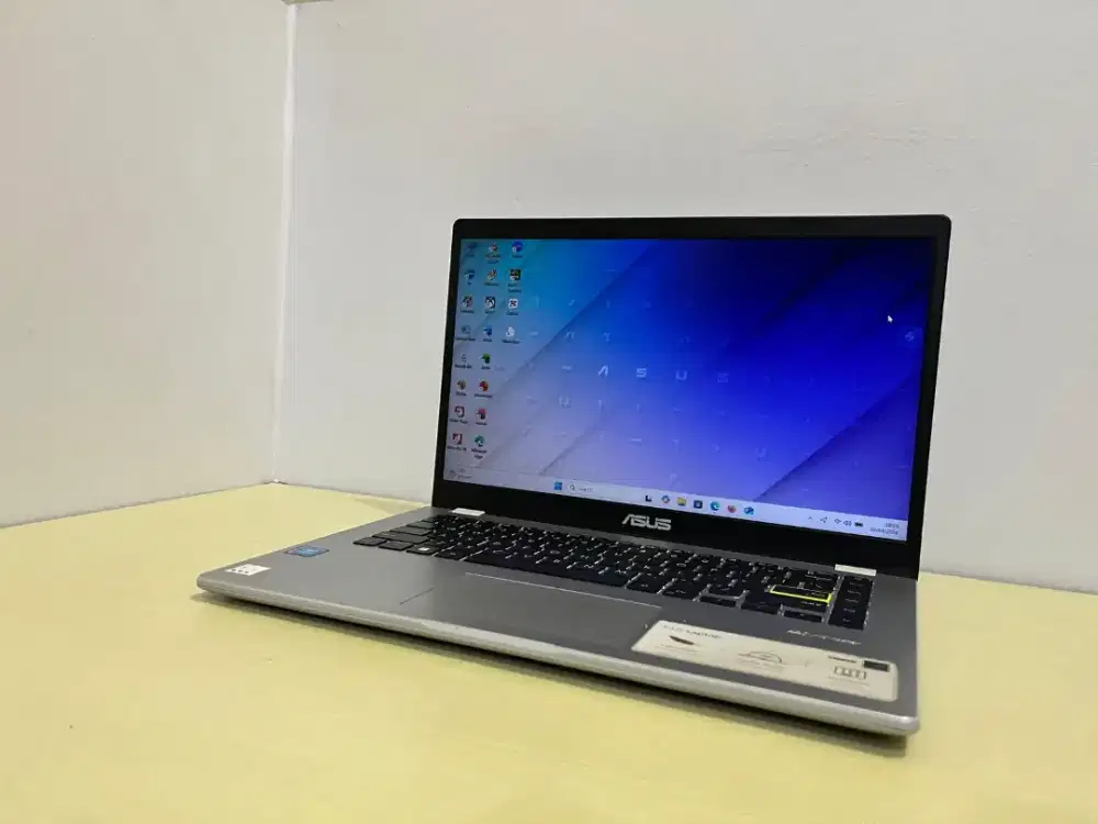 ASUS VIVOBOOK E410MA MULUS ISTIMEWA 
INTEL N4020 RAM 4GB SSD 512GB