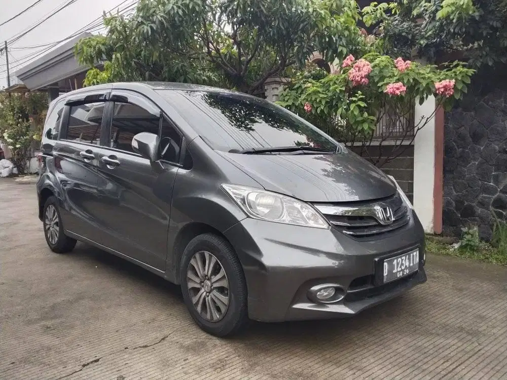 Honda Freed E PSD at 2013
