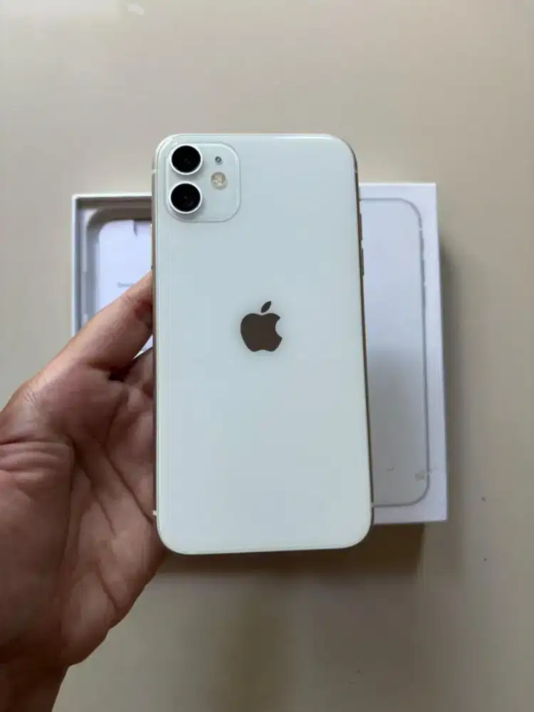 iPhone 11 128GB Bea Cukai Sinyal Permanen - Second