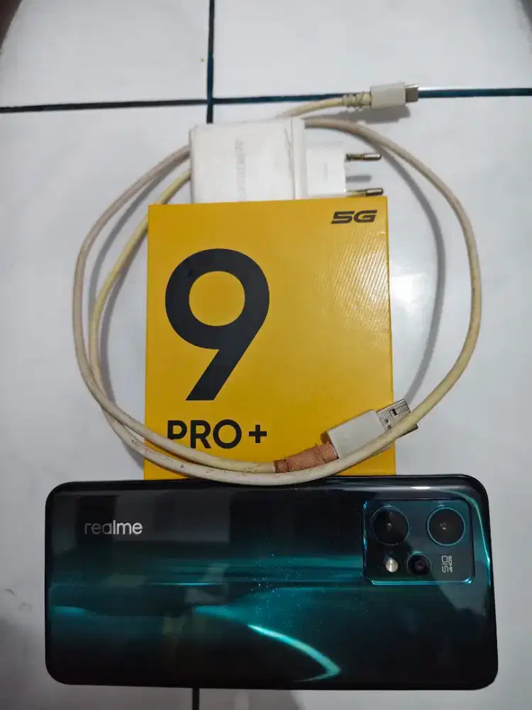 Real men 9 pro plus
Realme 9 pro+