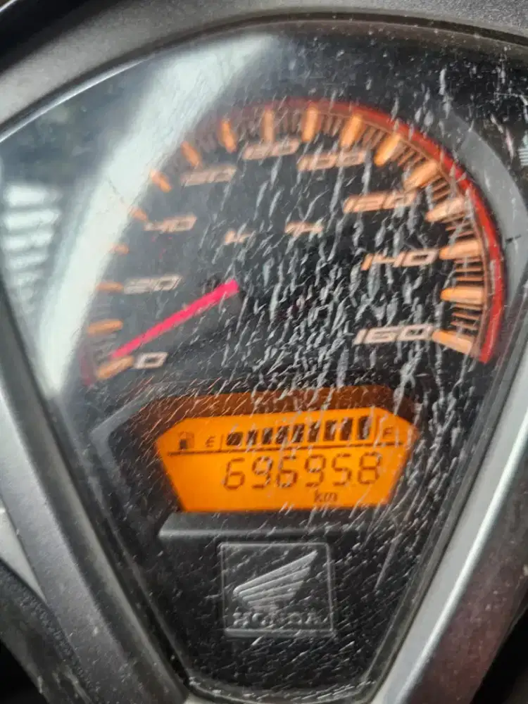 Motor Vario Techno 2014 (Merah)