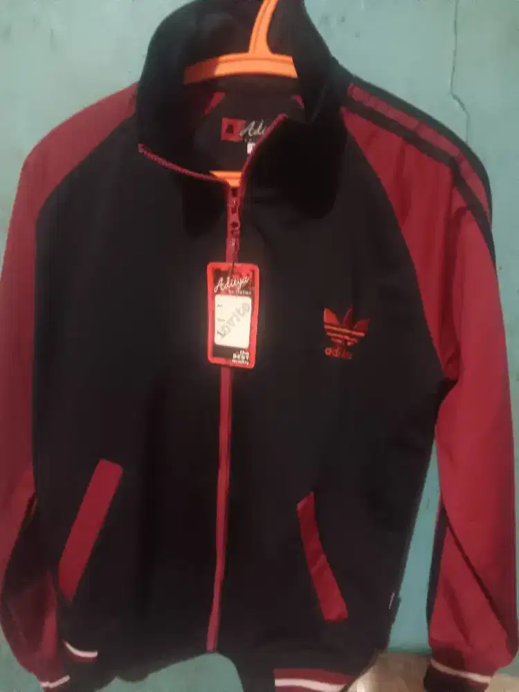 Jaket sport pria / wanita