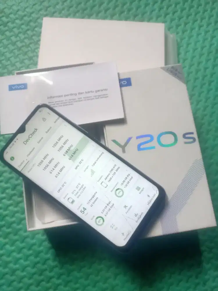 Jual cepat, Vivo y20s ram 8/128
