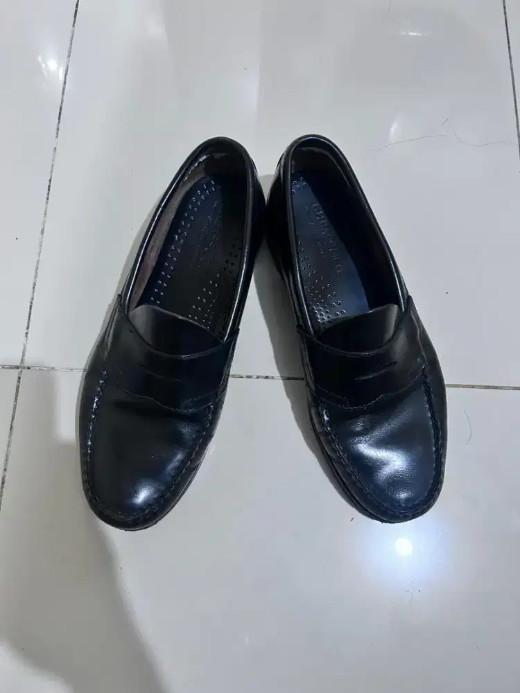 GH Bass Weejuns Logan Penny Loafers Black