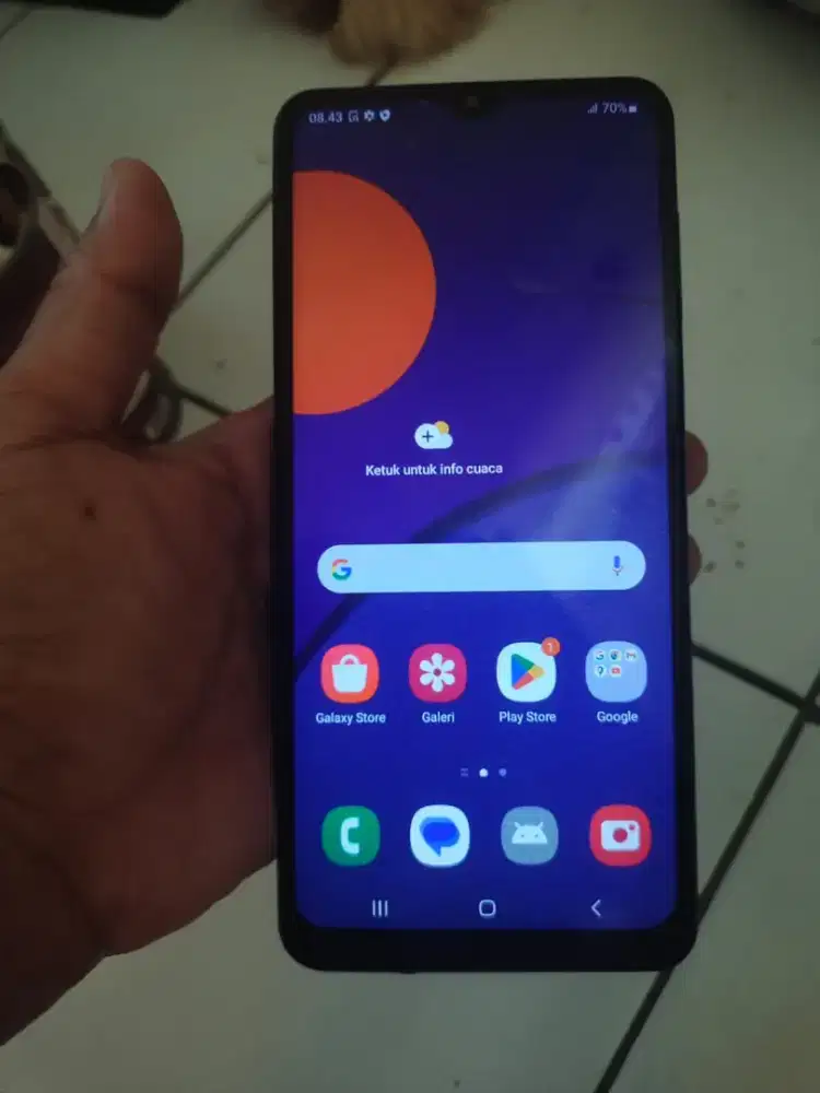 Samsung M12  4/64  minus retak dikit aman normal