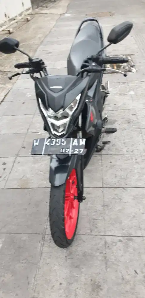 SONIC TH 2017 mulus Orisinil W Gresik pjk baru