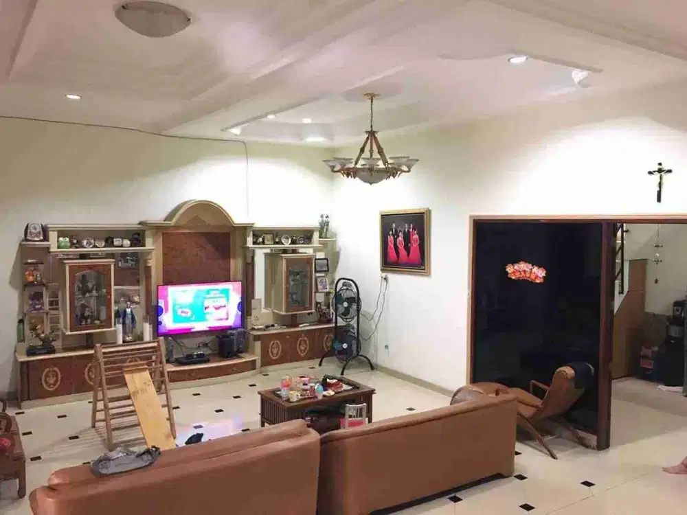 Rumah 4BR Taman Palem Lestari uk 10x20 full furnish