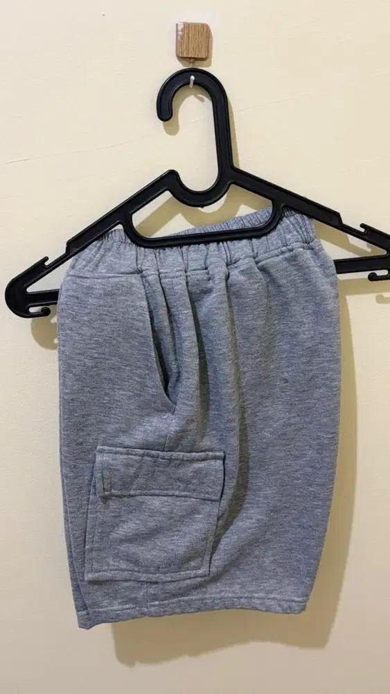 Preloved Celana Pendek Cargo