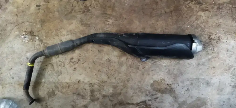 JUAL KNALPOT R15 V4 S BEKAS ORIGINAL 350 COD SEKARANG