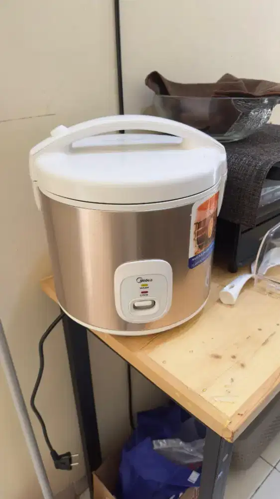 Magic Com Midea Like New