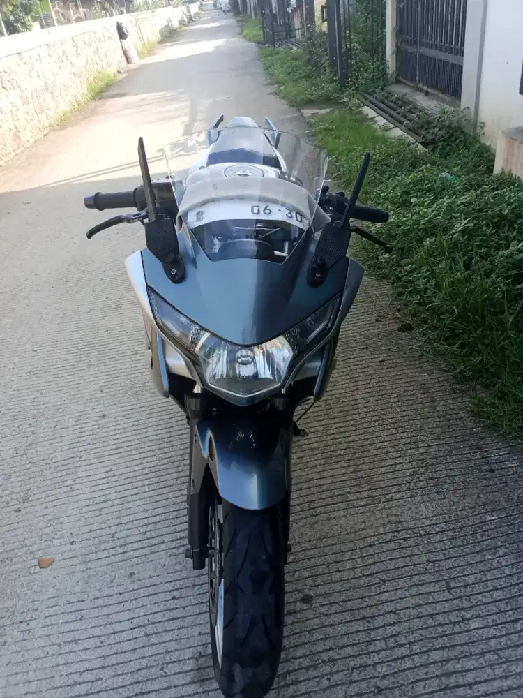 Honda cb250r built up