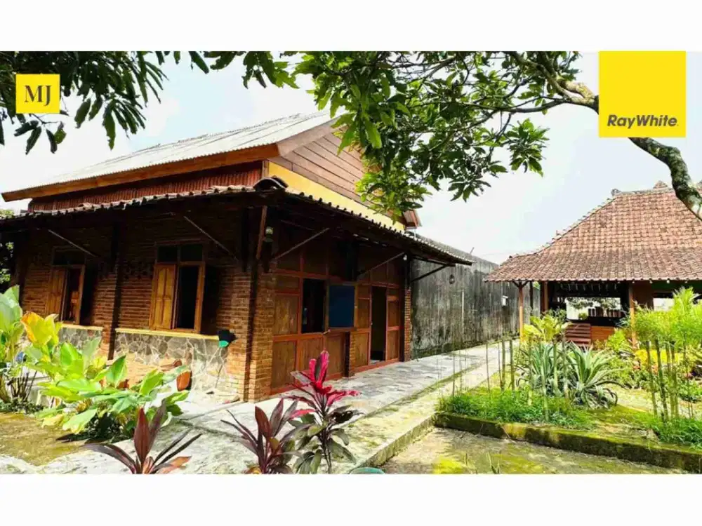 Dijual rumah joglo dekat AKMIL Magelang jateng