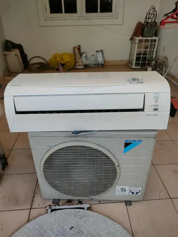 Ac Daikin 1.5 pk FTC35NV14 Thailand