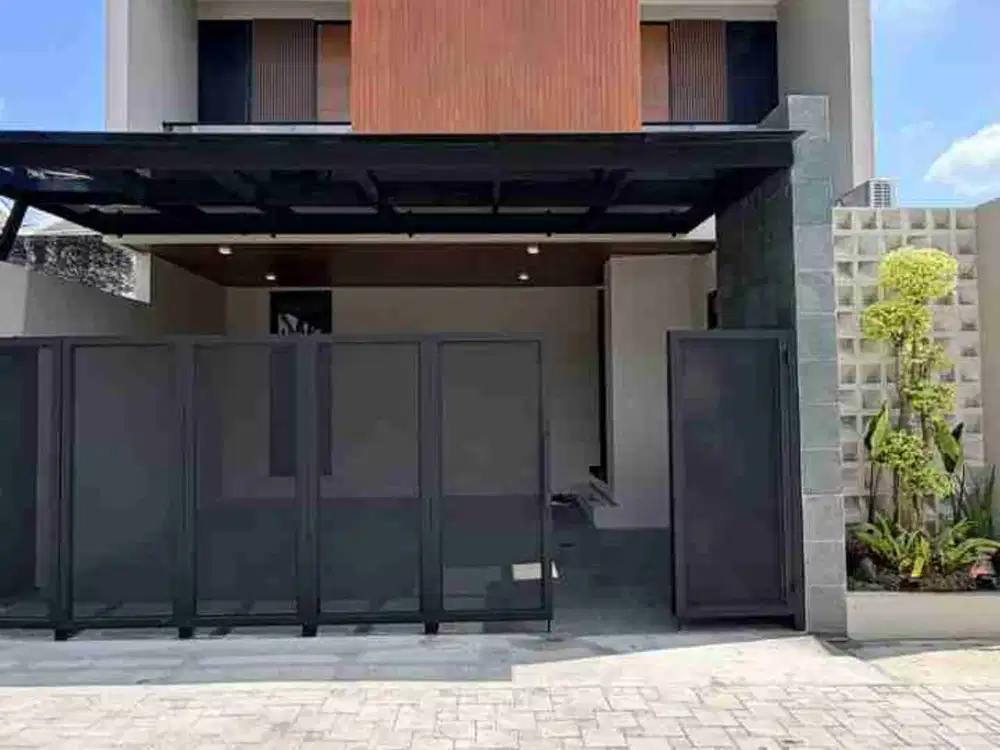 RUMAH MEWAH KONTEMPORER MODERN 2 LANTAI FULL FURNISHED DI JALAN KALIURANG KM. 9