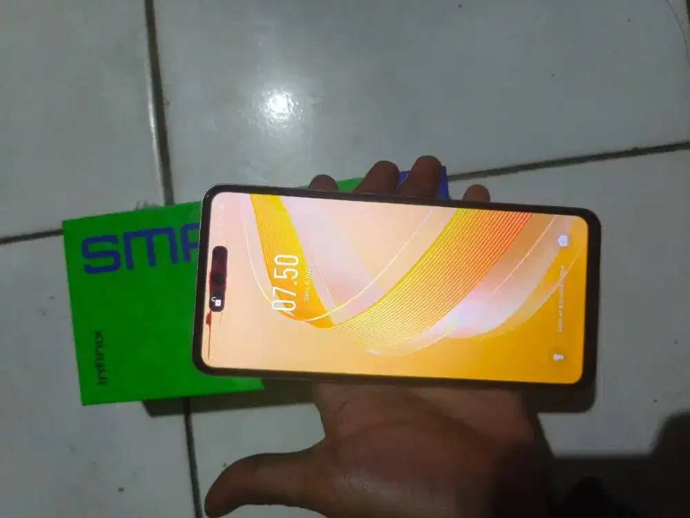 Infinix smart 8 4+4/128gb fullset
