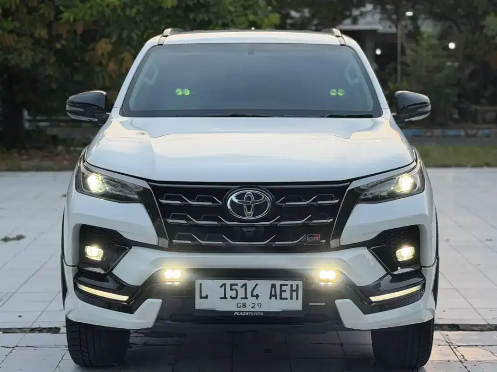 Toyota Fortuner GR 2.8 AT 2023
