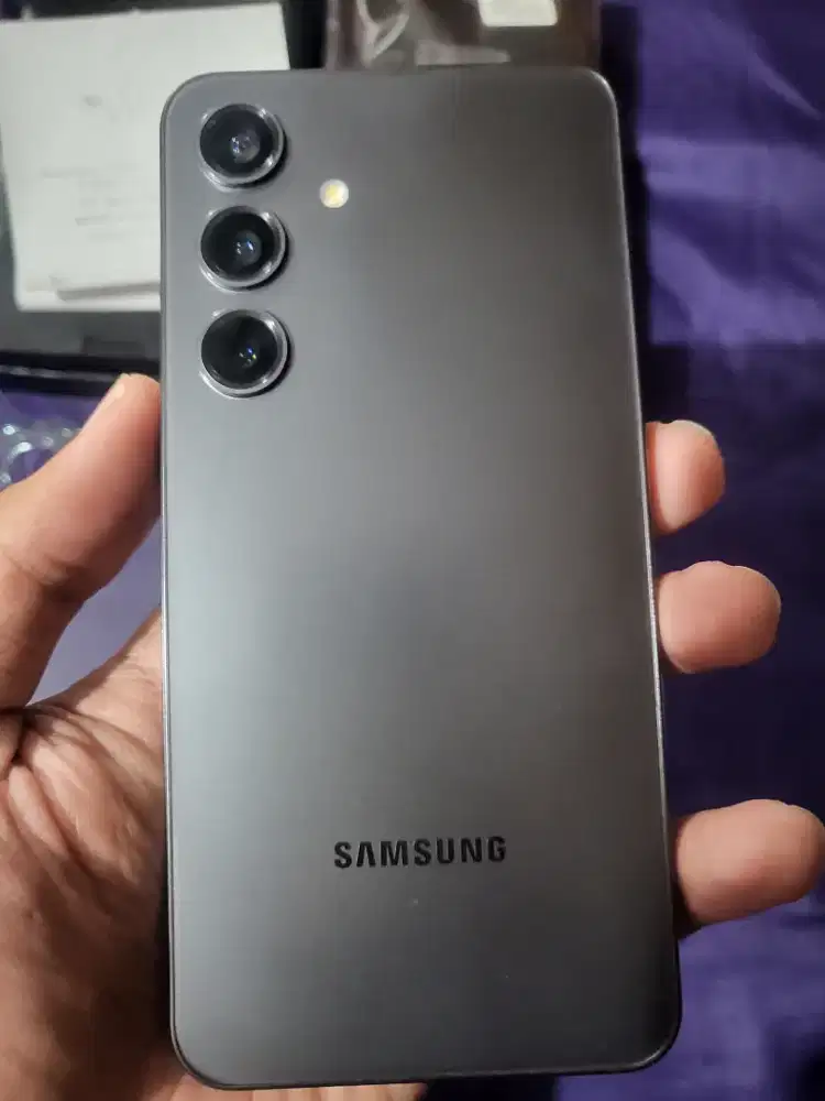 Samsung S24 Basic Baru 3 bulan Seperti Baru