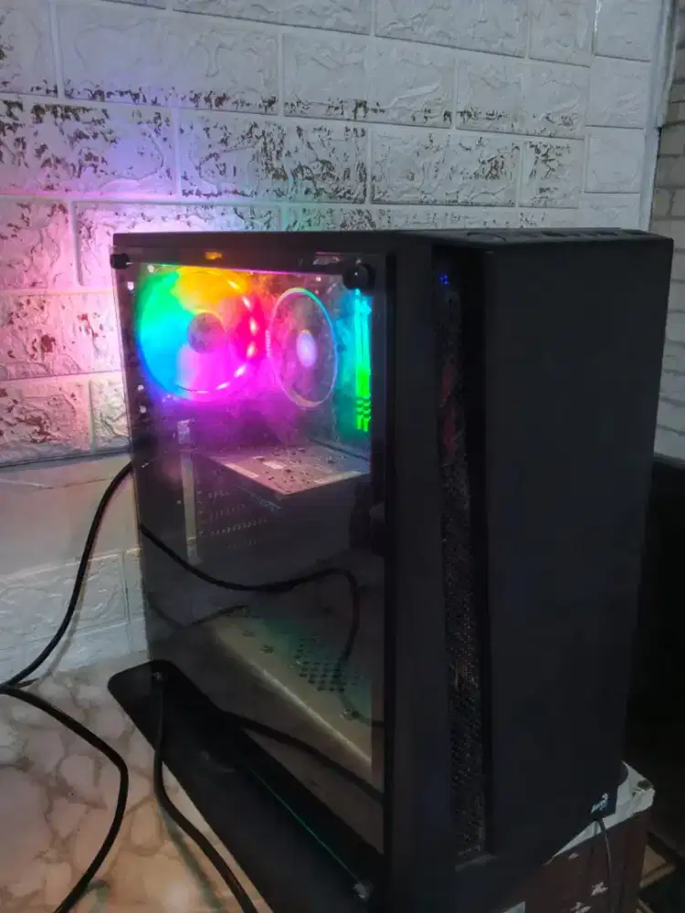 Di jual PC ryzen 3 4100 VGA rx 550 4GB ram 16 GB. Pemakaian pribadi