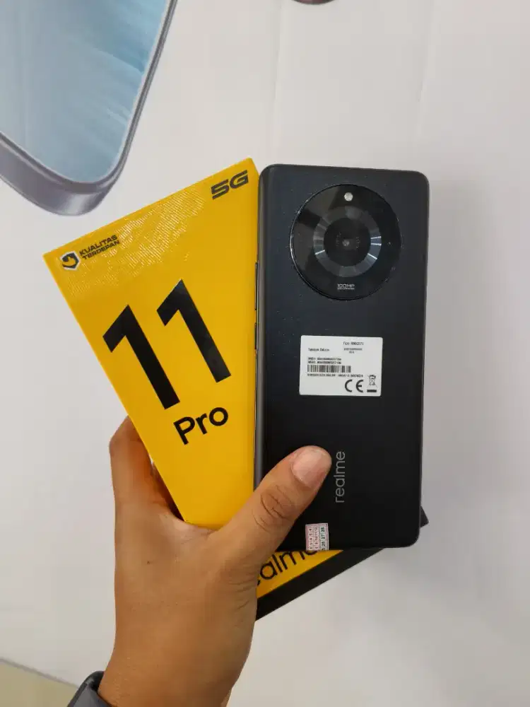 Realme 11 pro 5g ram 8/256 second
