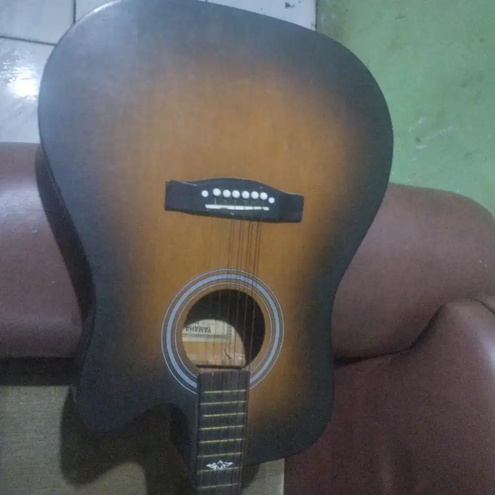 Gitar yamaha g 225