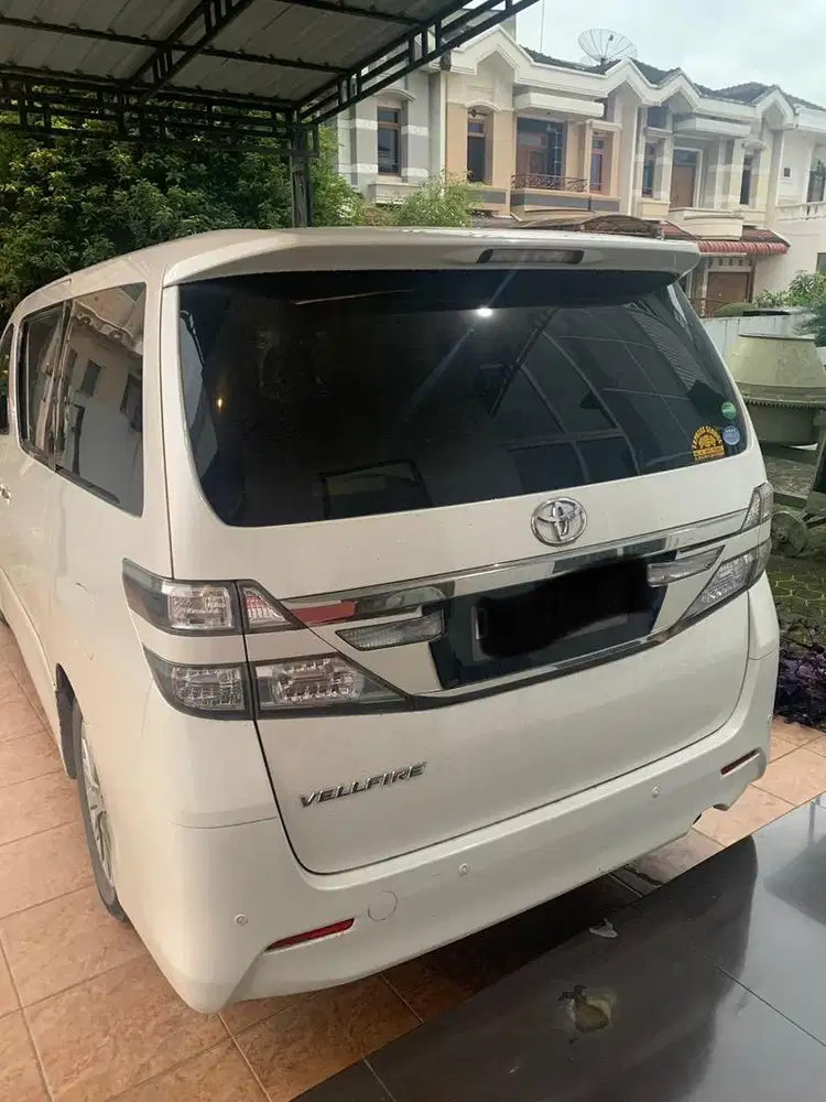 Vellfire 2013 putih plat D (Bandung)