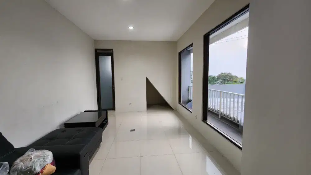 Disewakan ruangan untuk kantor