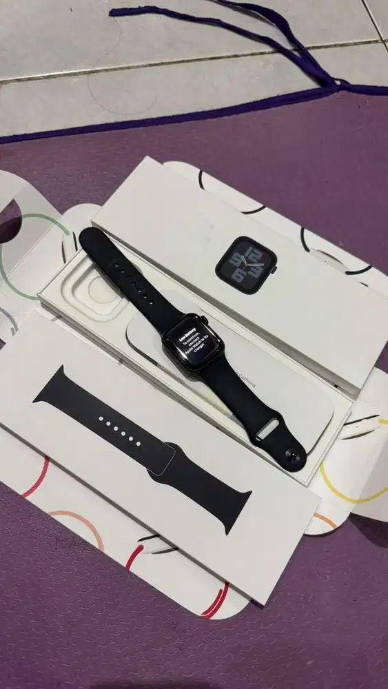 Apple Watch SE 2 40mm ibox masih garansi normal mulus lengkap