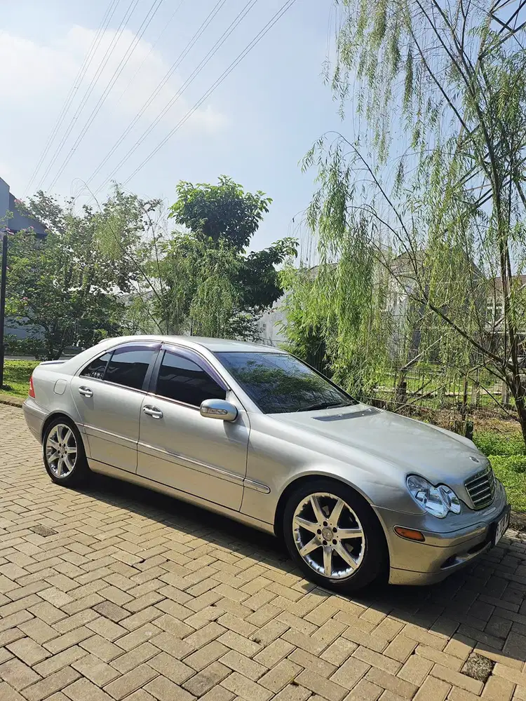Mercedes-Benz C180 2001 Bensin