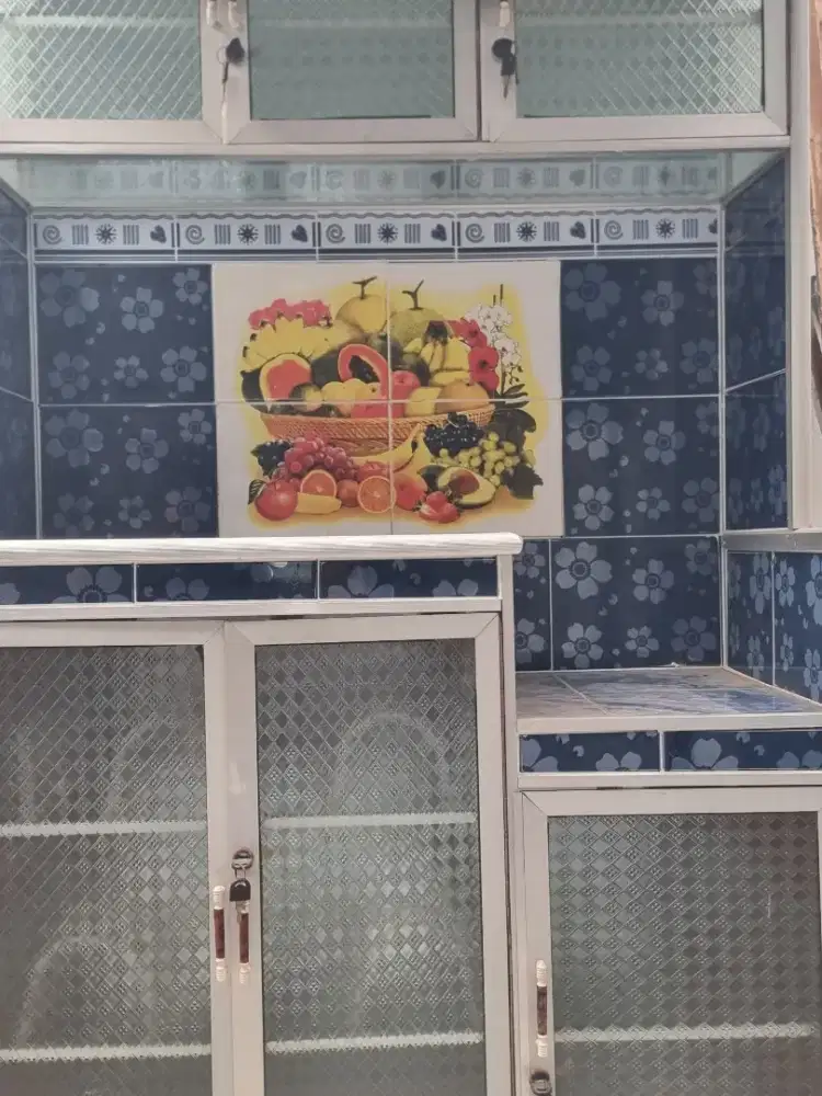 Di JUAL RAK PIRING ALUMUNIUM 3 PINTU