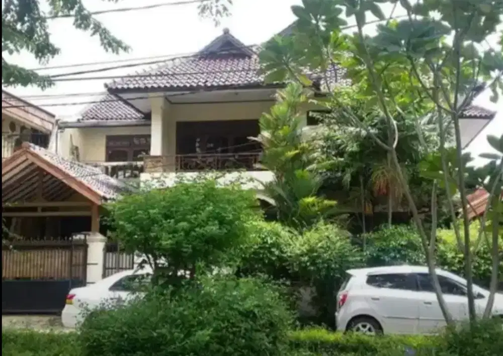 RUMAH MEWAH DI CIPINANG