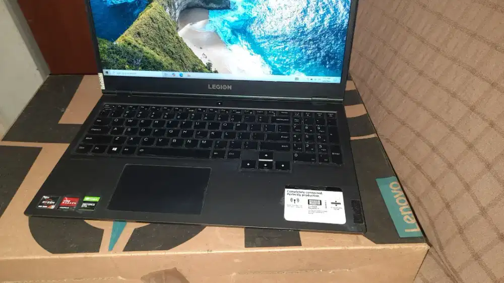 Legion Ryzen 5 4600H ,ram 8gb ,SSD 256 plus hdd 1 \GTX 1650Ti Full set