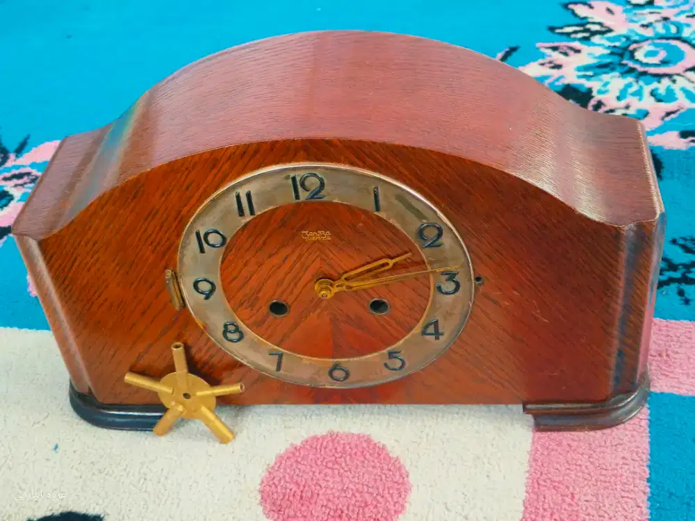 Jam Meja Antik Zentra Made in Jerman berfungsi normal