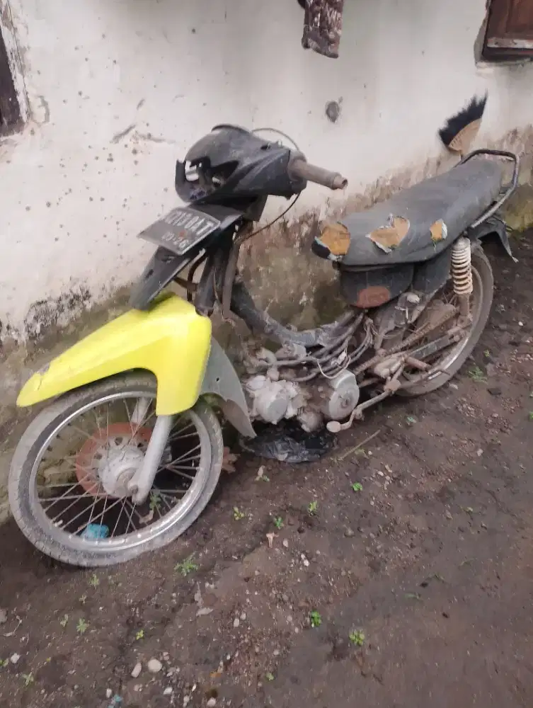 DIJUAL CEPAT SUZUKI 2006